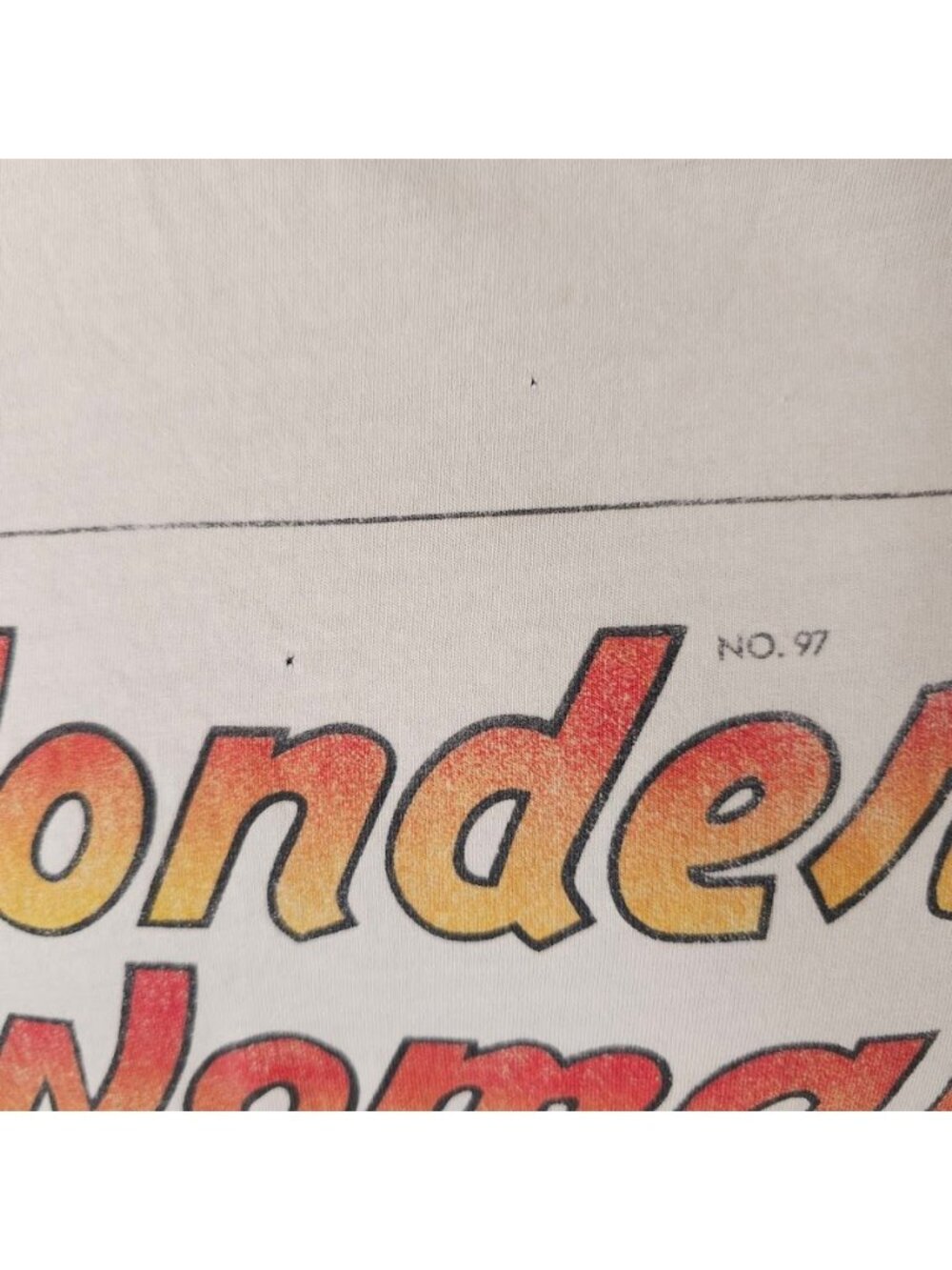 Wonder Woman T Shirt Womens Size XL White Dinosaur DC Comics Runaway Time Xpress - Picture 4 of 9
